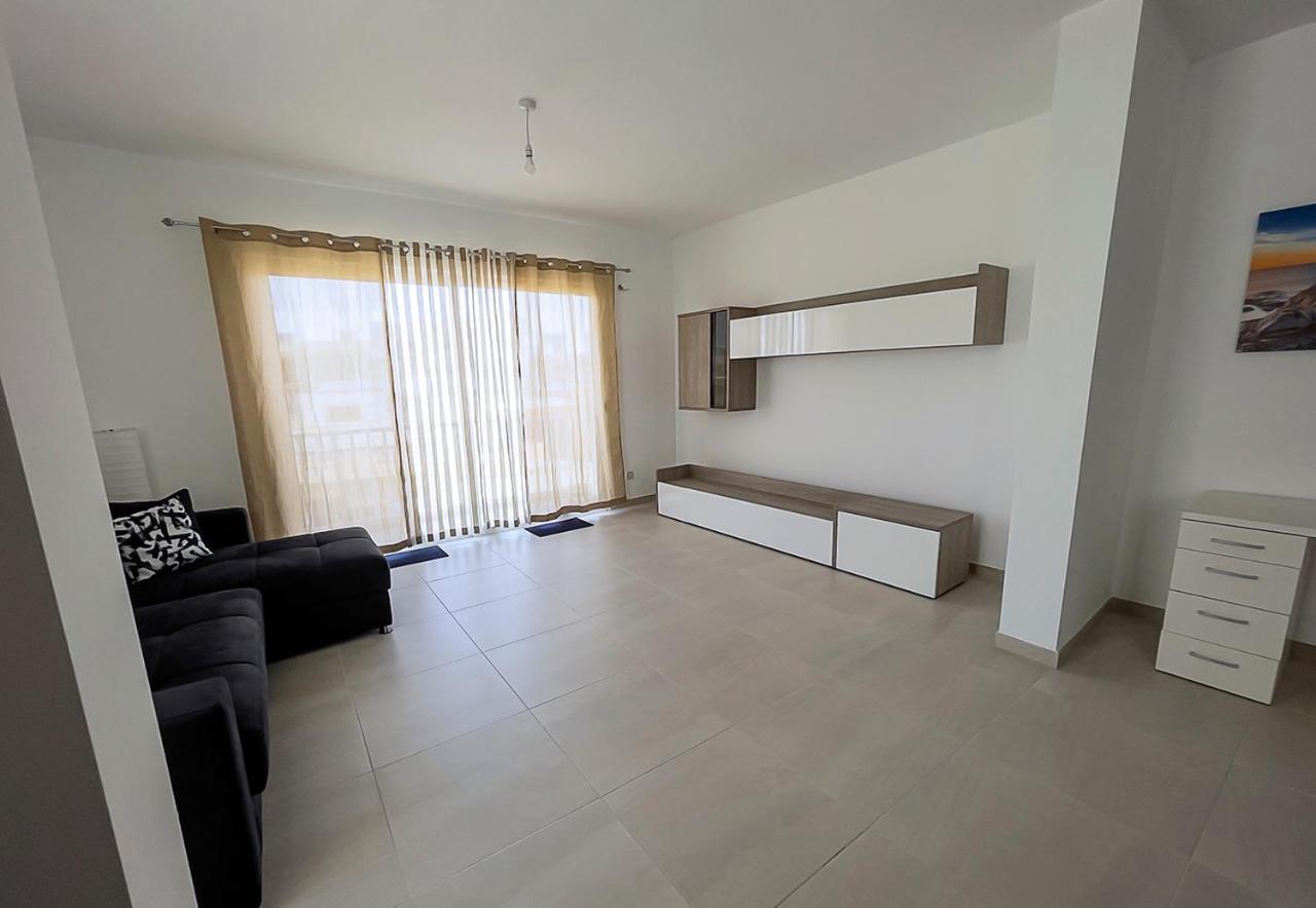 Close To Airport Apartment Zejtun Exterior photo
